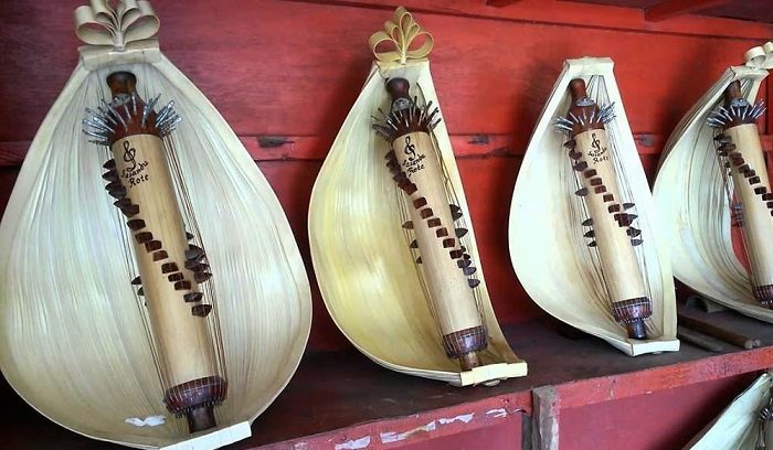 Sasando Alat Musik Tradisional Khas Pulau Rote