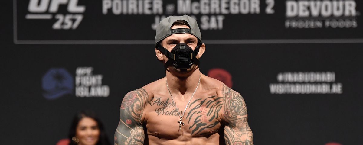 Akhir Sebuah Era : Dustin Poirier Bersiap Gantung Sarung Tangan
