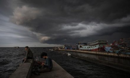 Siklon Tropis Jenna Picu Peringatan Cuaca Ekstrem di Indonesia