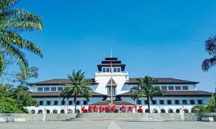 Jawa Barat: Daerah Dengan Penduduk Muslim Terbanyak Di RI