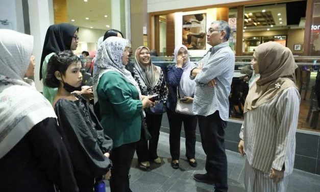 Kasus Wanita Malaysia Di Lombok: Antara Cinta & Kemiskinan