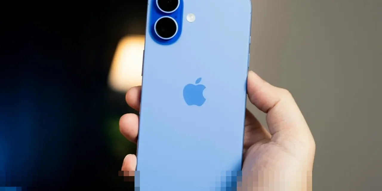 iPhone Dapat Karpet Merah, Pengamat: Ini Gak Adil!