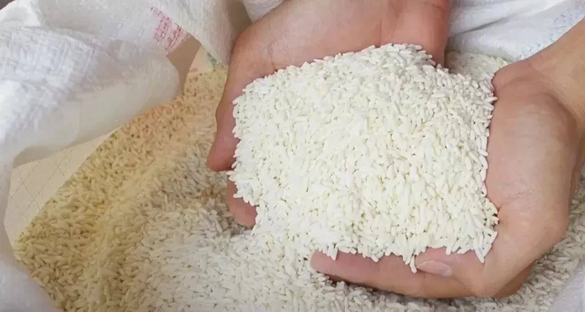 Sering Ketipu? Ini Tips Sederhana Mengenali Beras Berpemutih