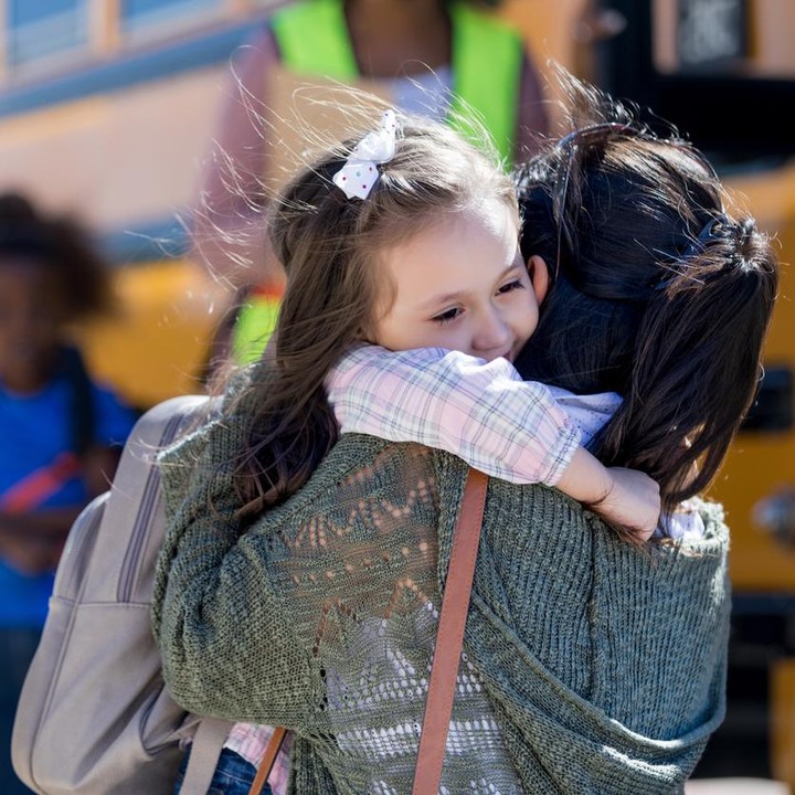 Panduan Orang Tua: Trik Tepat Merangkul Anak Introvert