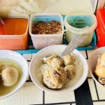 Langganan Orang Lama: 4 Bakso Paling Legendaris Di Jakbar